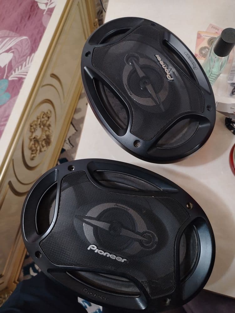 Pioneer ts-A6962E sotiladi