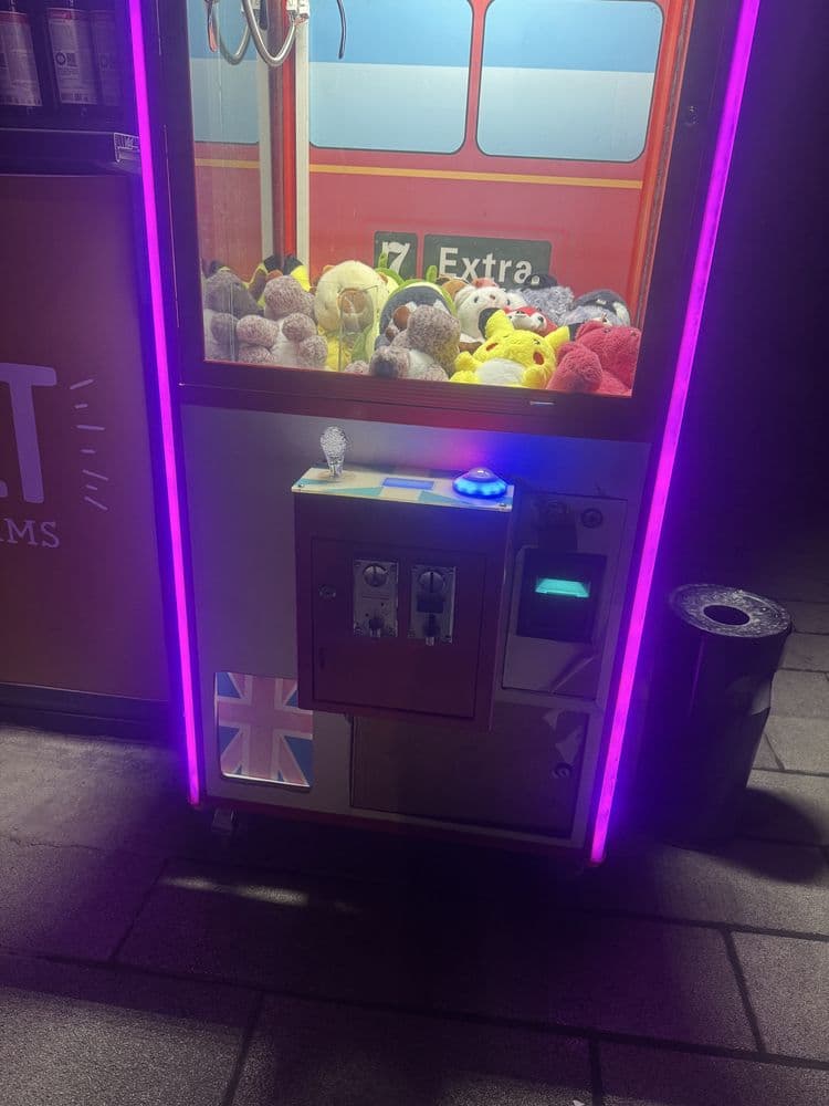 Игрушечний аппарат