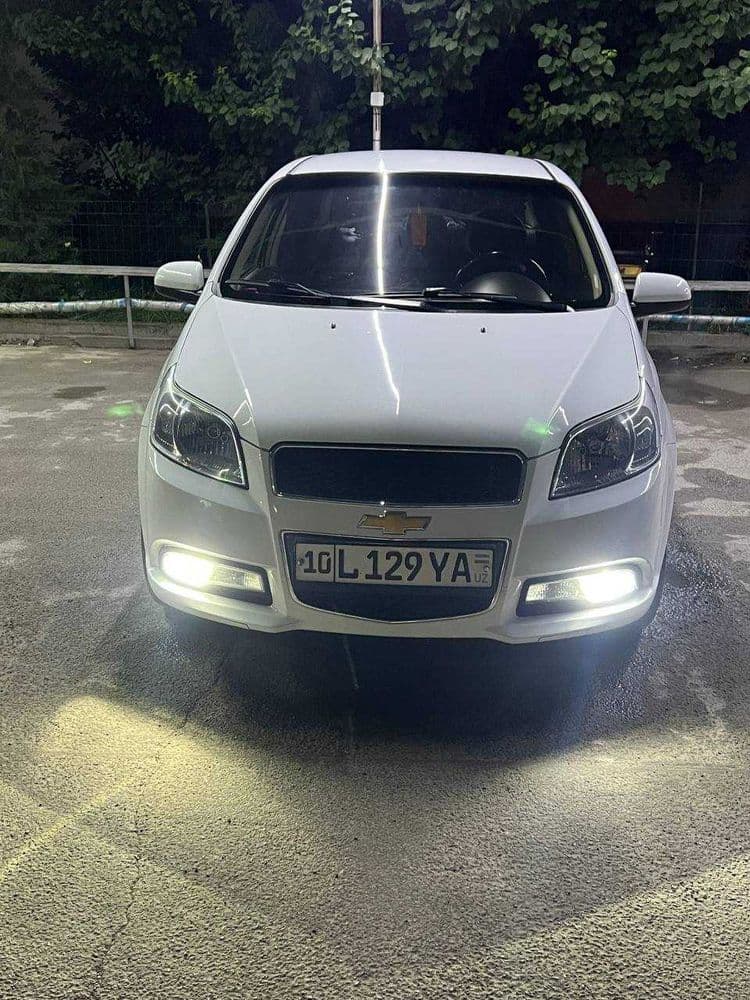 Nexia 3  avtomat chevrolet  2022yil 91.000km.