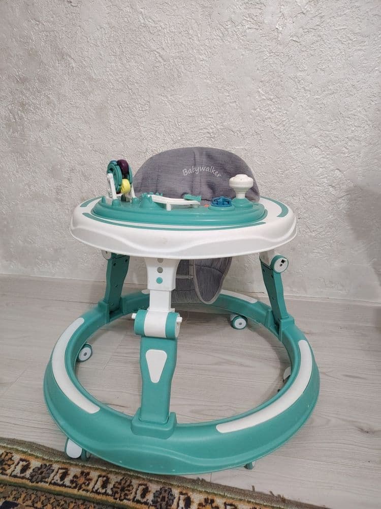 Детские ходунки babywalker