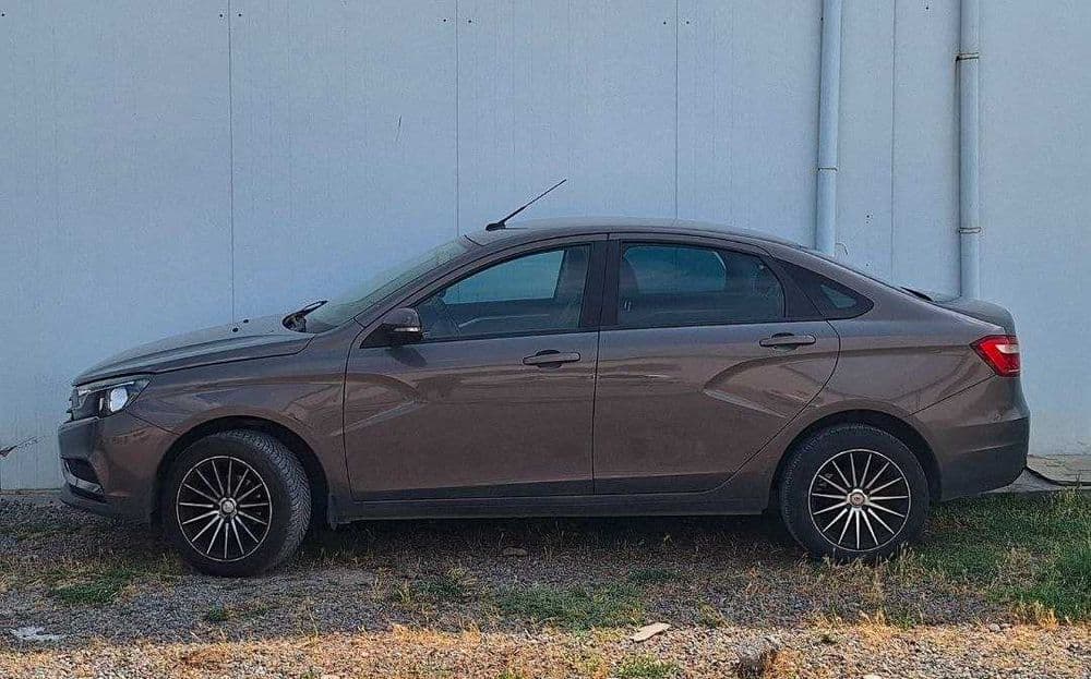 LADA vesta 2019 год