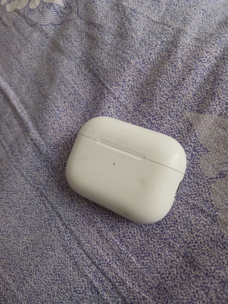 про 2  наушники  из корее