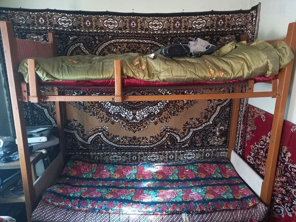 Продаётся кровать.