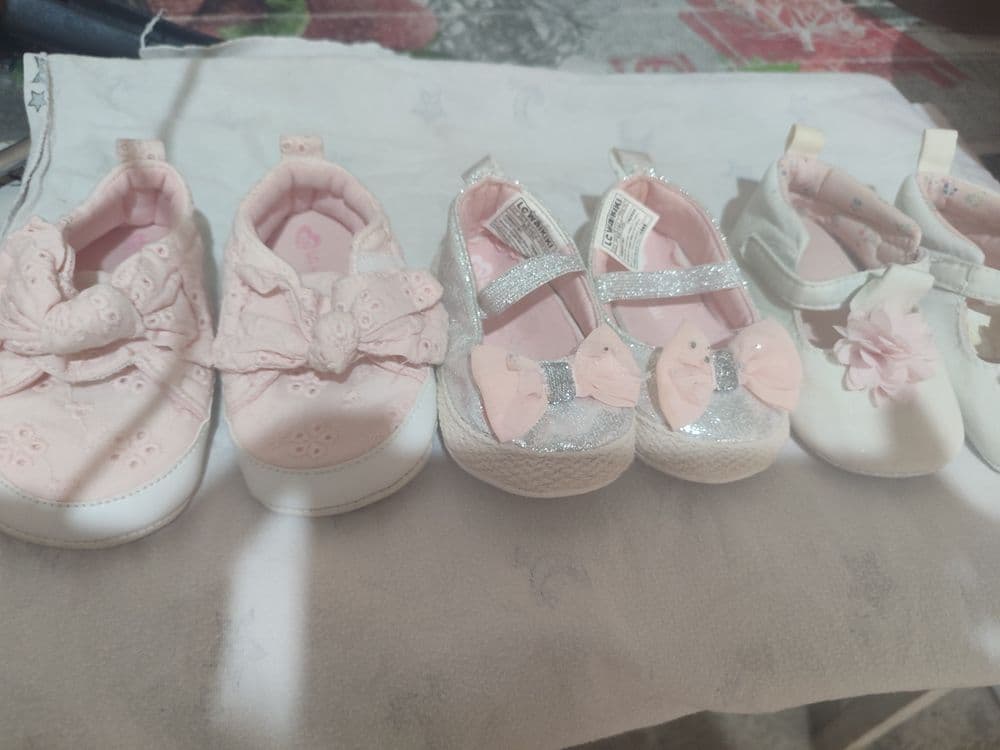 Продам пинетки фирменные
