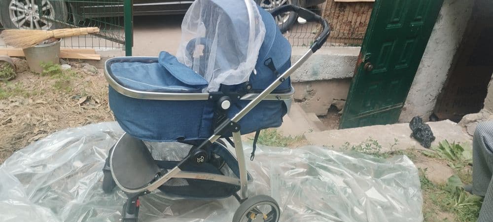 Детская коляска новая