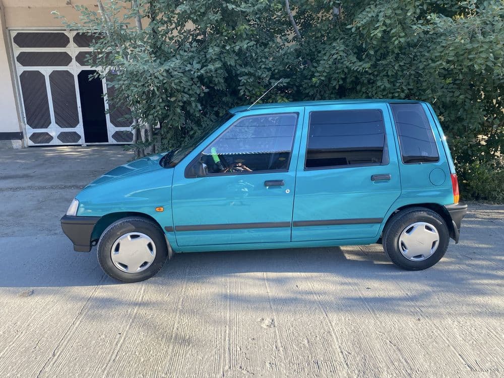Tiko 2001 yil prapan gazda