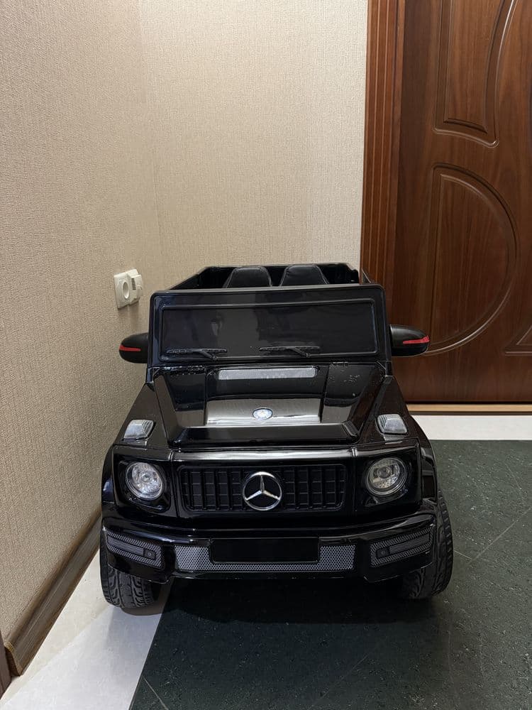 Детский автомобиль