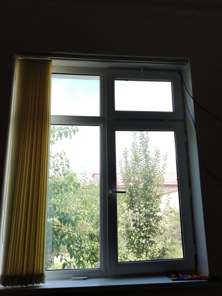 Продаются 4 коттеджные окна