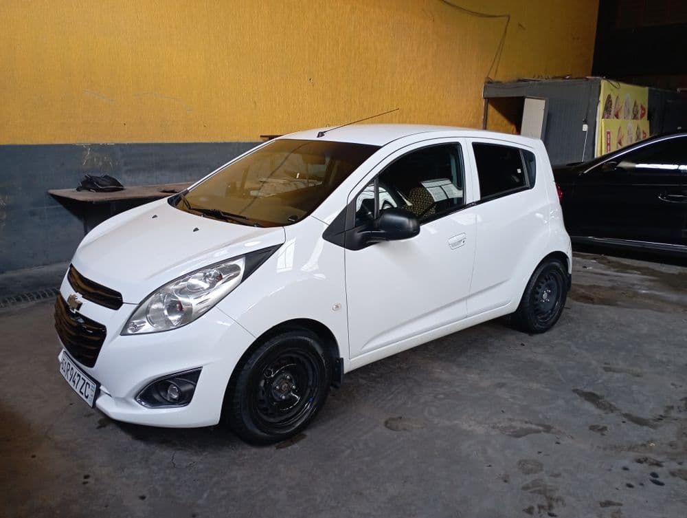 Spark 2 evro 1.25 sotiladi