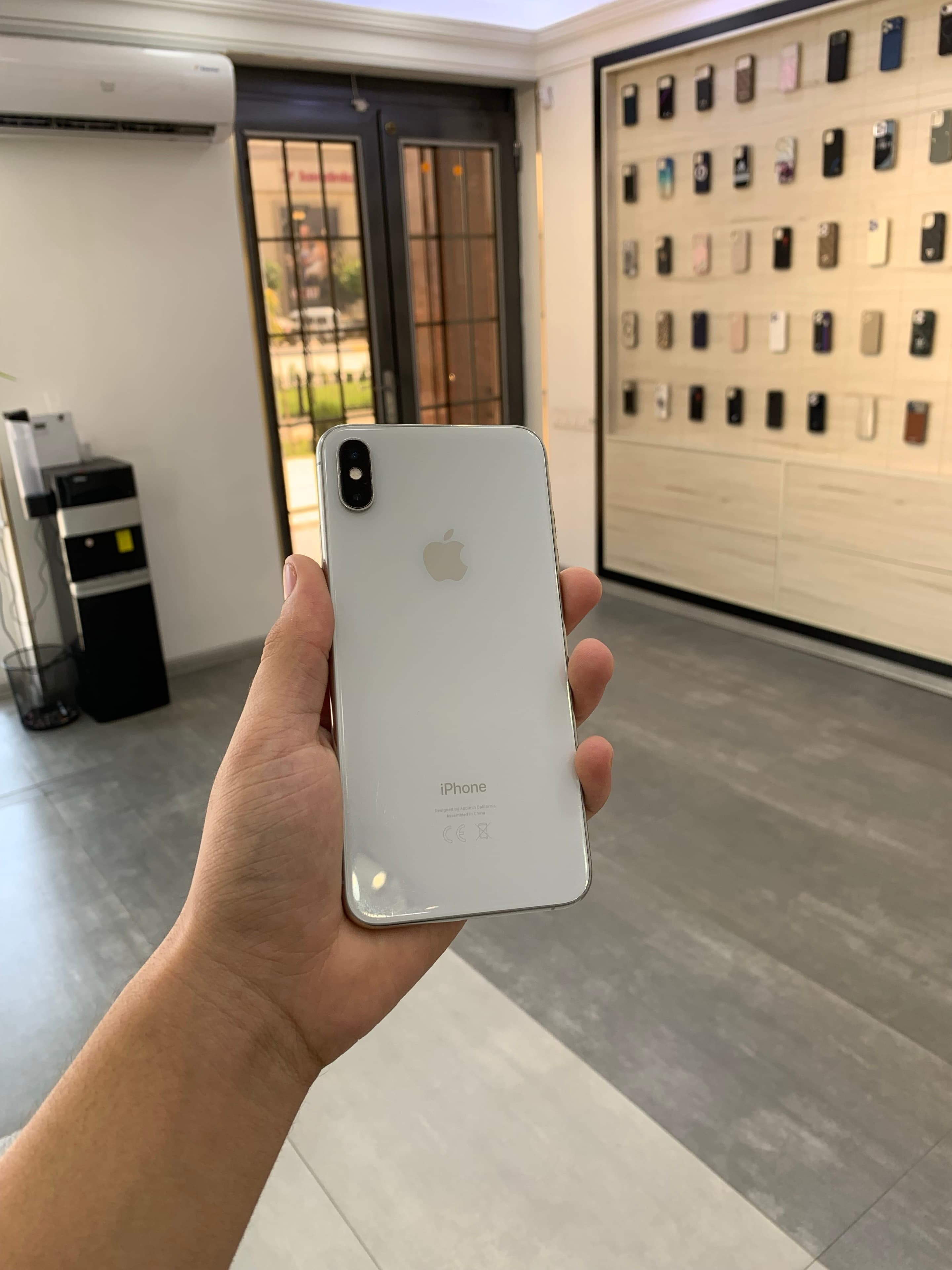iPhone XS Max 256/77%