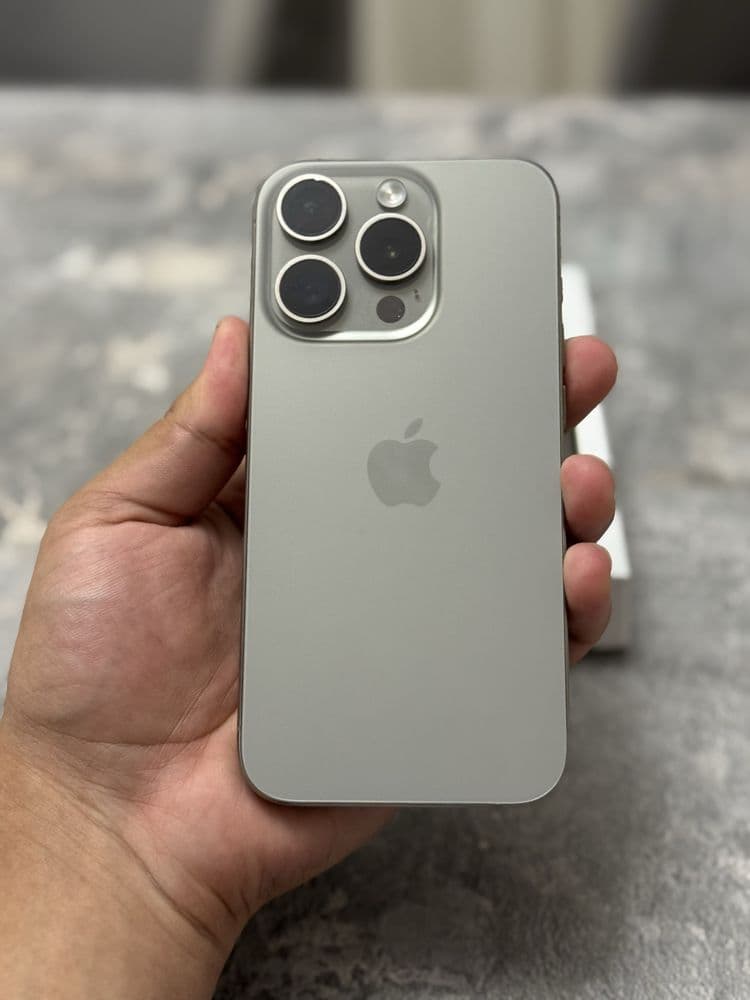 Iphone 15 pro 256 gb
