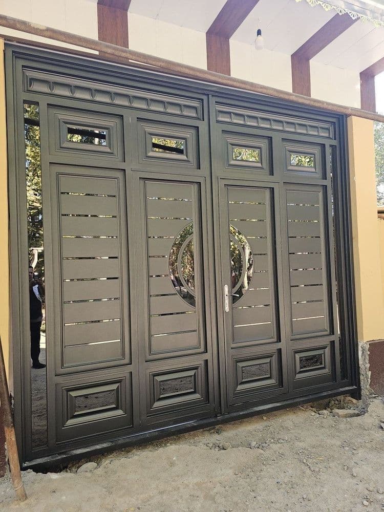 Йанги дарвозалар