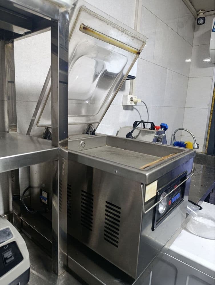Продается профессиональный вакуумный упаковщик  Vacuum packer