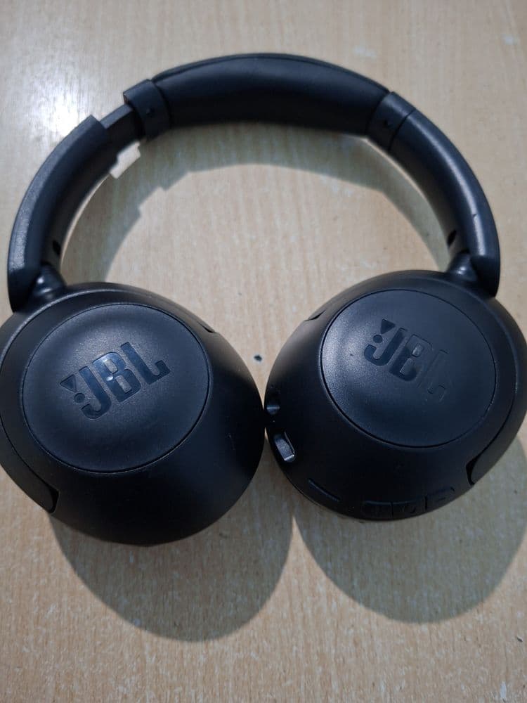 JBL tune 900 bt naushnik