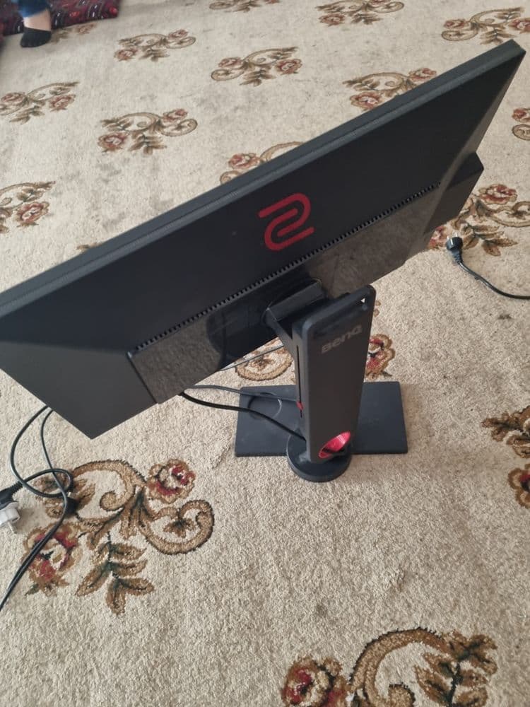 Monitor kibersport 240hz benq zowie