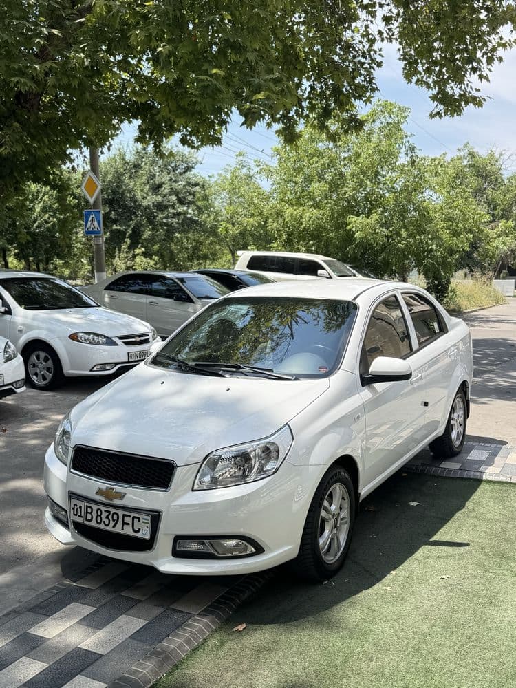 Nexia 3  2021 aftmat karobka