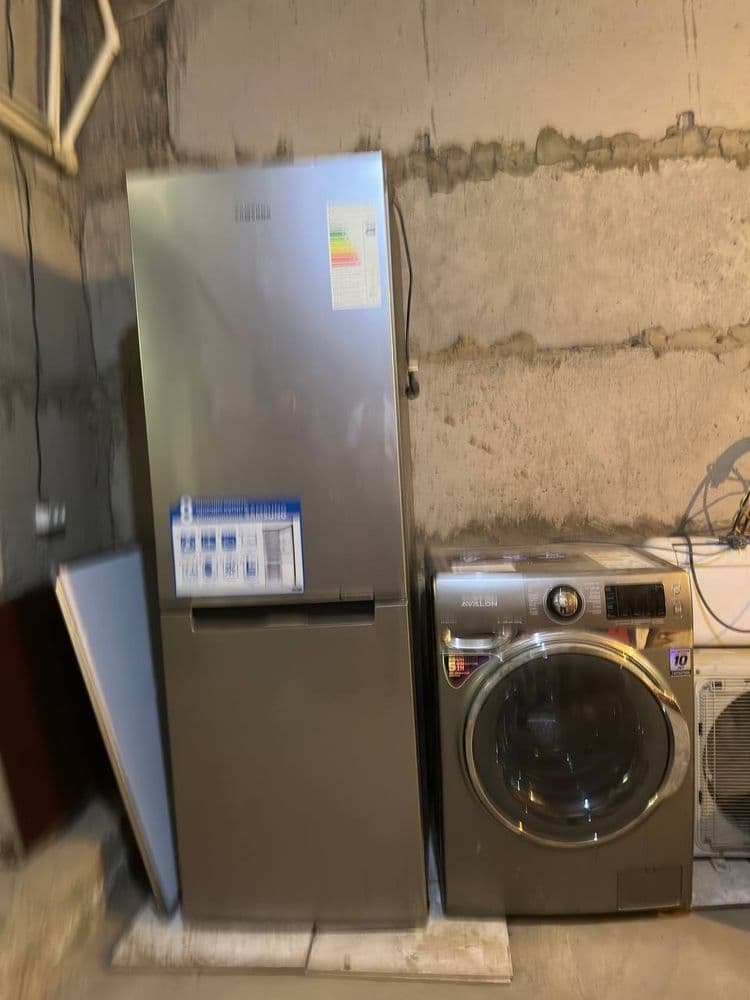 SAMSUNG холодильник