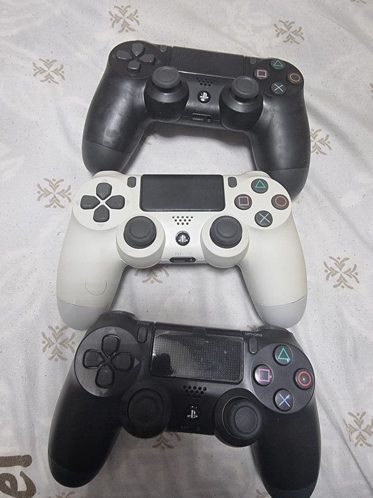 Playstation 4 jostik