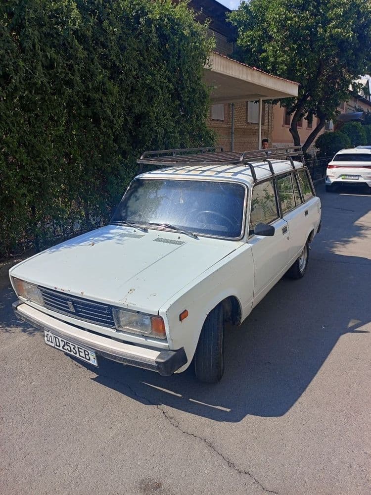Sotiladi Vaz 2104