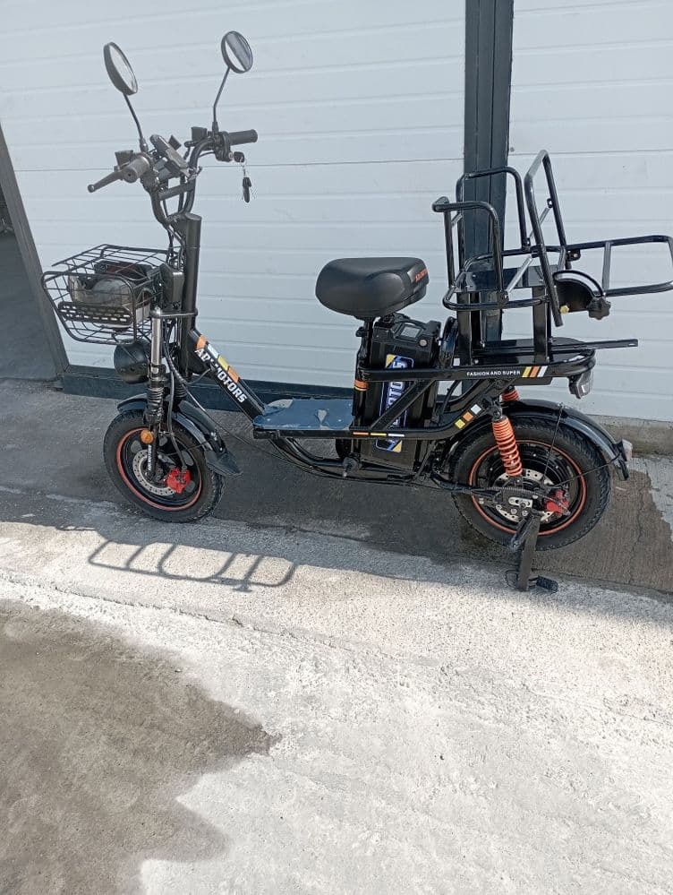 Monster elektr scuter