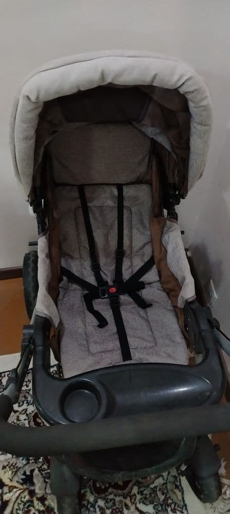Каляска сотилади