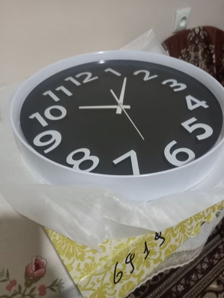 Часы новые в коробке