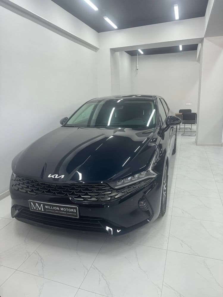 2023 yil  kia k5
