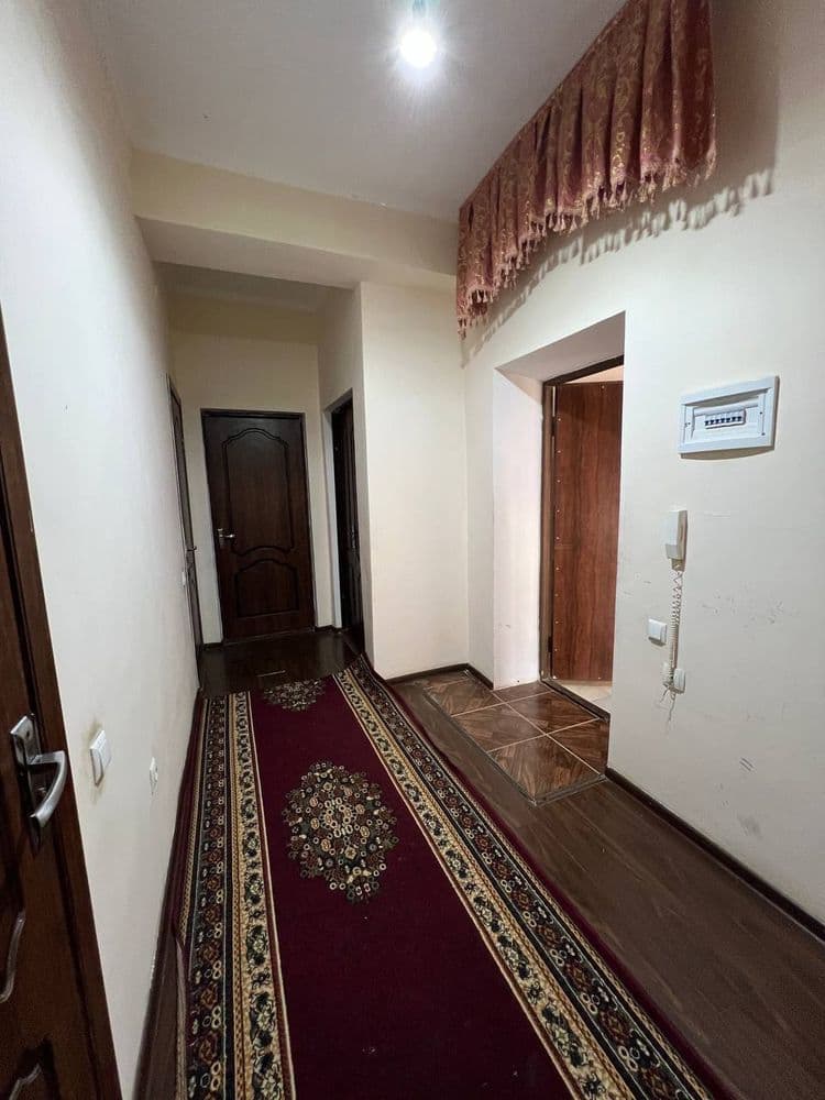 2/2/5 сотилади. 63м²