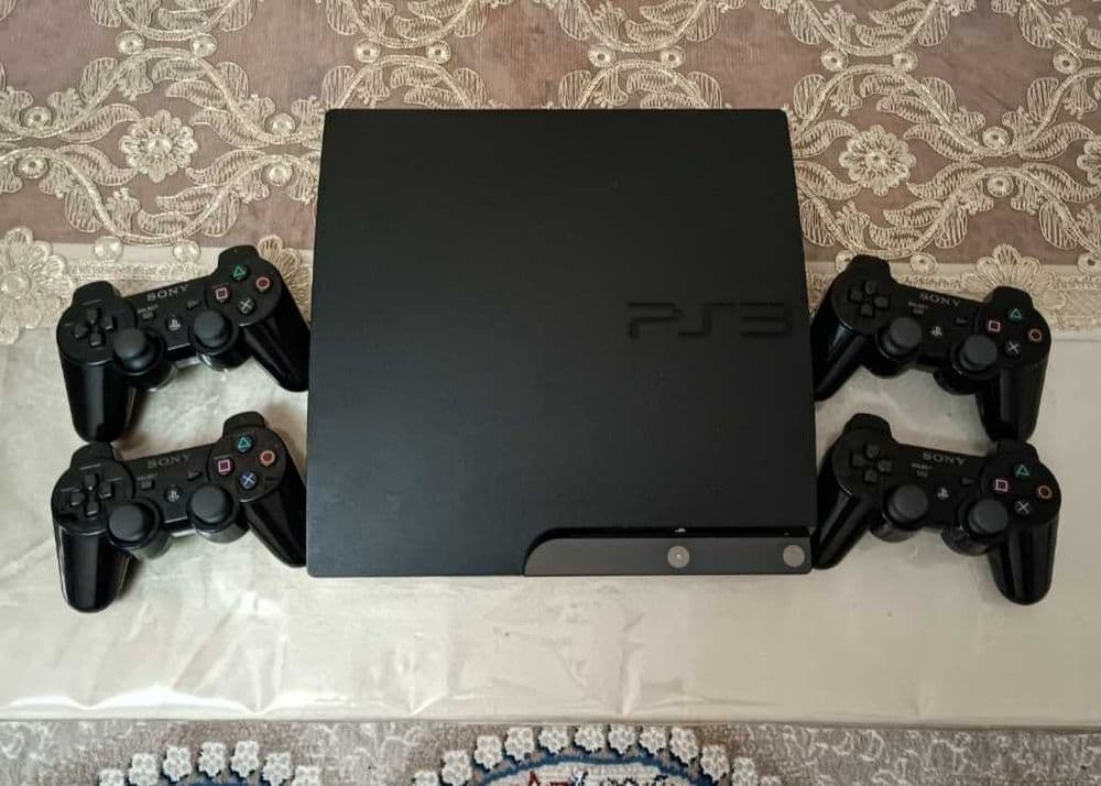 Ps3 slim 320gb 4pult 30o'yin Sony PlayStation 3