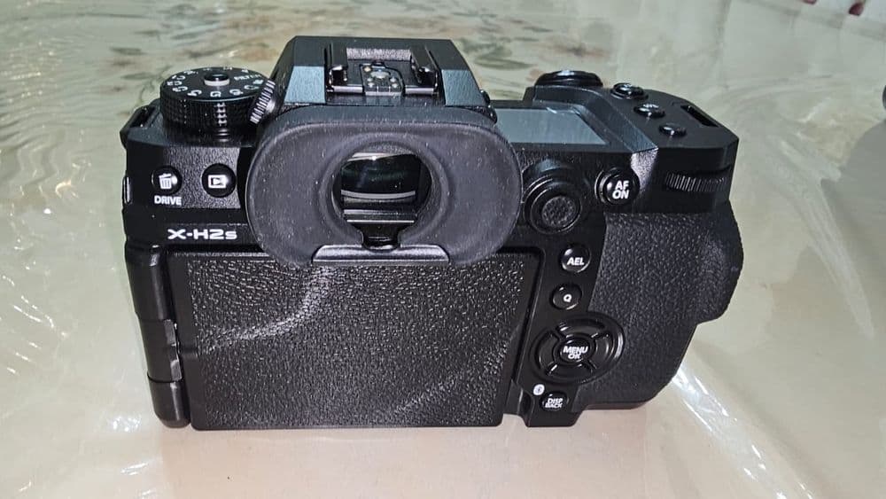 Fujifilm XH2s + Sigma 18-50mm  F 2.8 DC DN

2 900 у.е.
Состояние новый